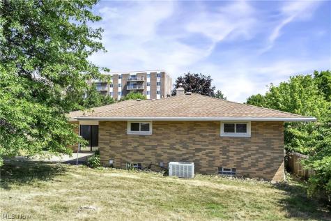 6003 Laurent Drive Parma OH 44129