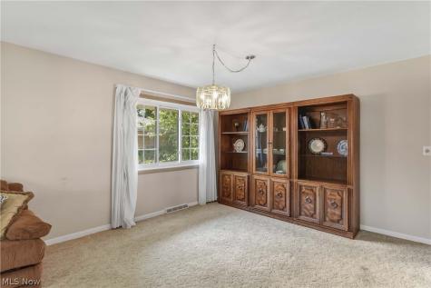 6003 Laurent Drive Parma OH 44129