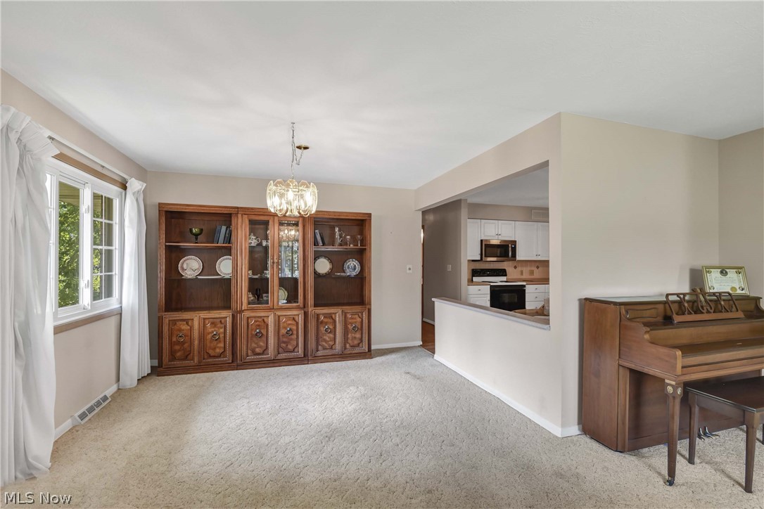 6003 Laurent Drive Parma OH 44129