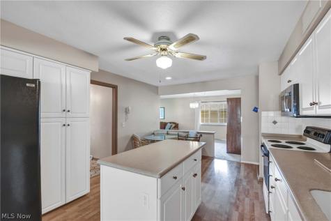 6003 Laurent Drive Parma OH 44129