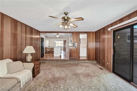 6003 Laurent Drive Parma OH 44129