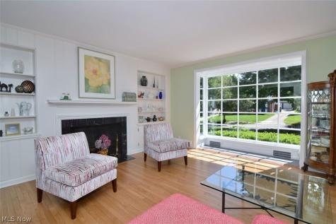2384 Loyola Road University Heights OH 44118