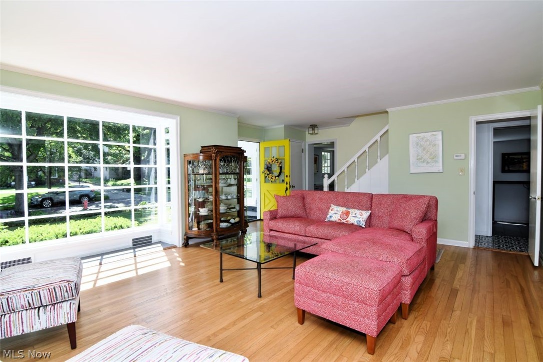 2384 Loyola Road University Heights OH 44118