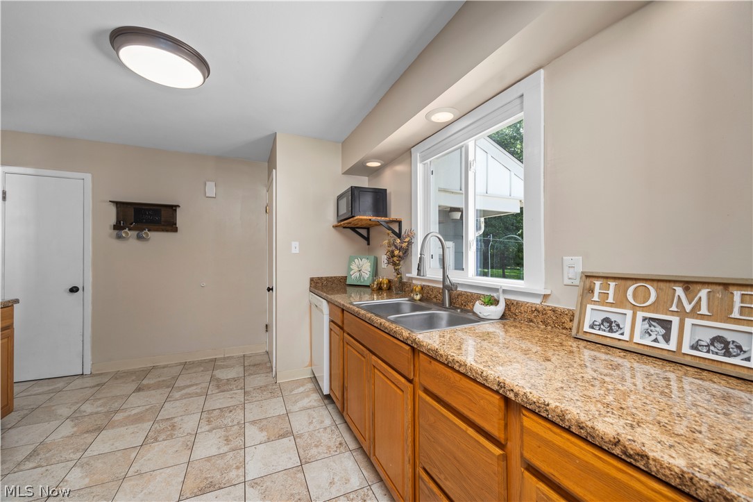 6860 Murray Ridge Road Elyria OH 44035