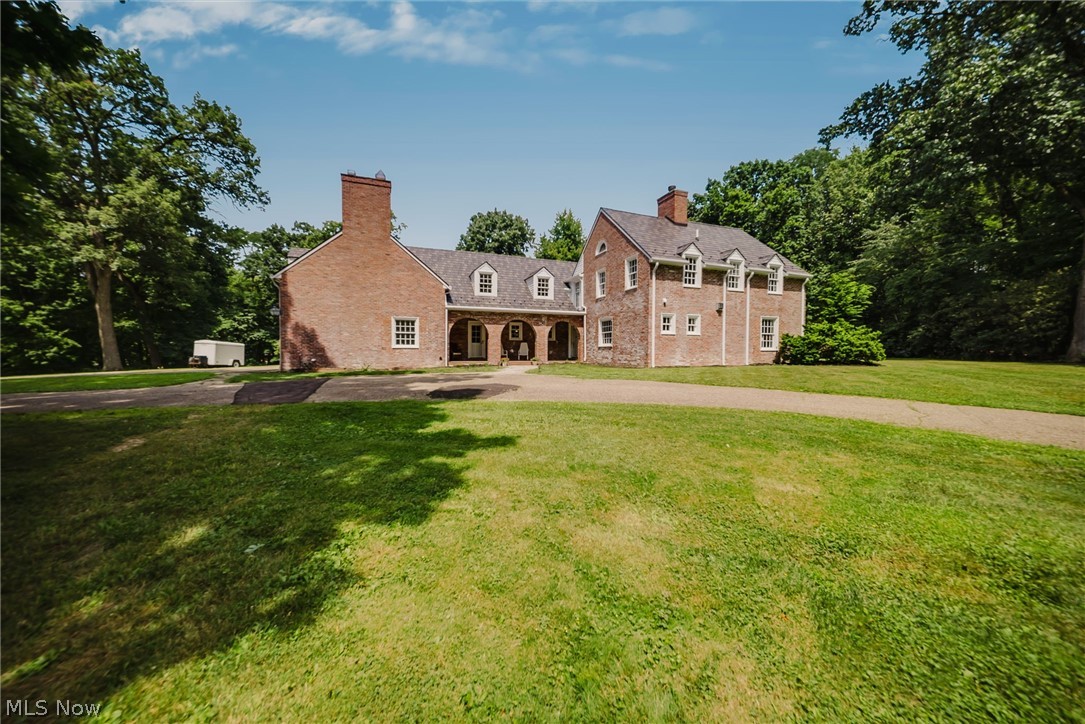 1322 Springhill Lane NE Massillon OH 44646