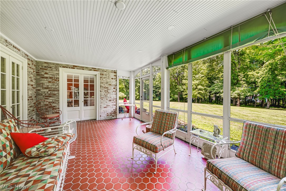 1322 Springhill Lane NE Massillon OH 44646