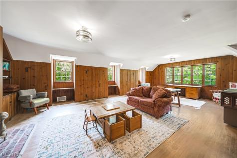 1322 Springhill Lane NE Massillon OH 44646