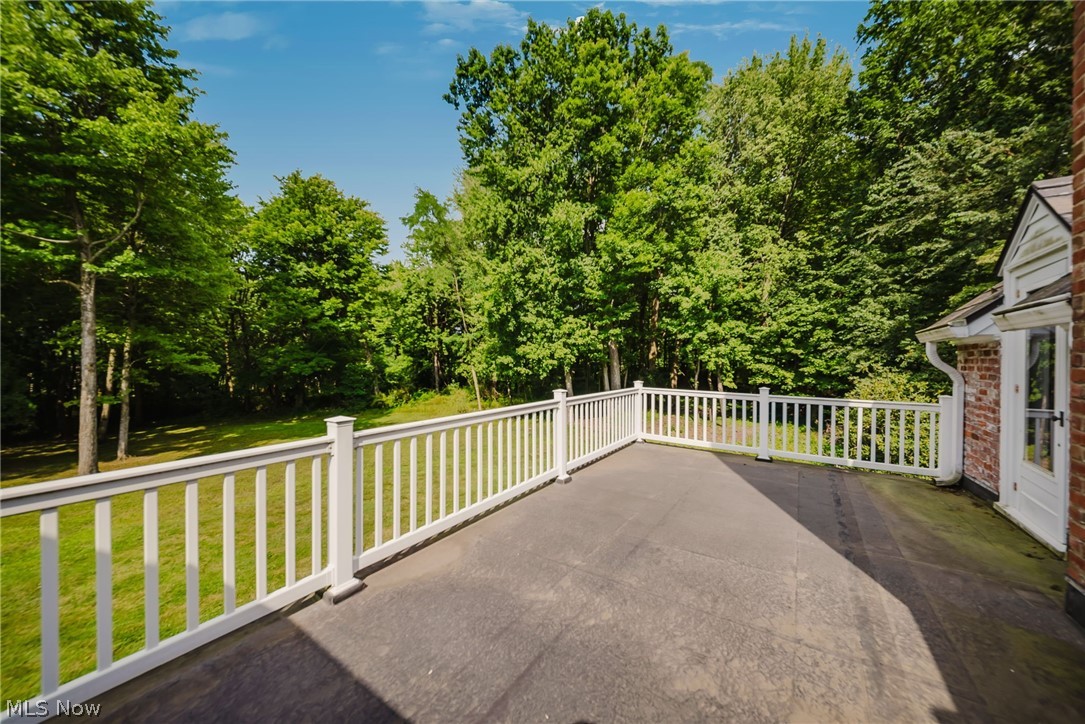 1322 Springhill Lane NE Massillon OH 44646