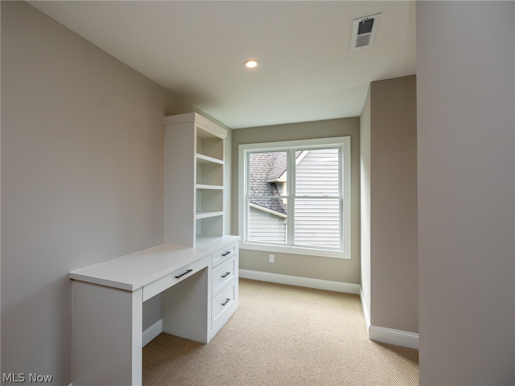 S/l 634 Street Gregory Way Avon OH 44011