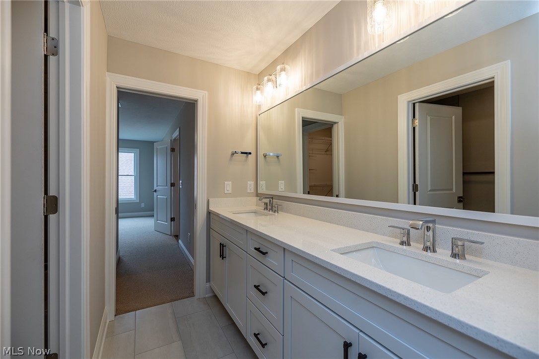 S/l 634 Street Gregory Way Avon OH 44011