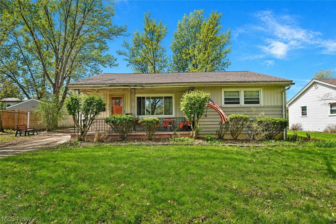 7374 Ranier Trail Youngstown OH 44512