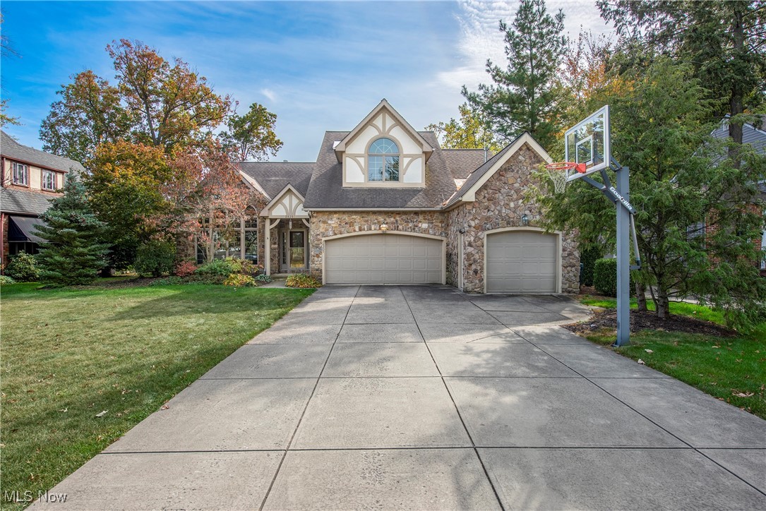 Bay Village OH, 28205 W Oviatt Road