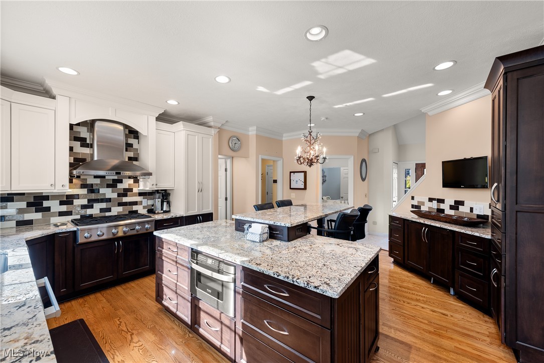 28205 W Oviatt Road Bay Village OH 44140