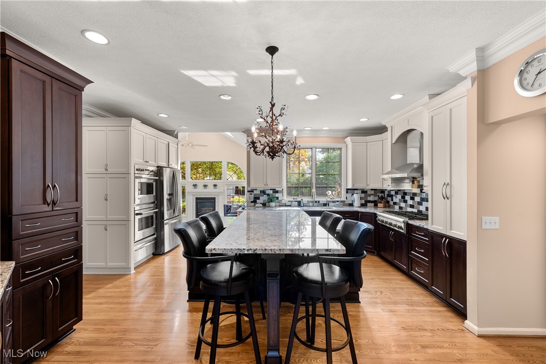 28205 W Oviatt Road Bay Village OH 44140