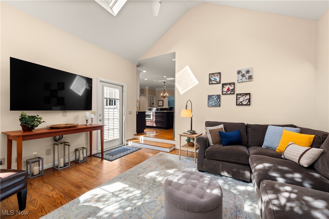 28205 W Oviatt Road Bay Village OH 44140