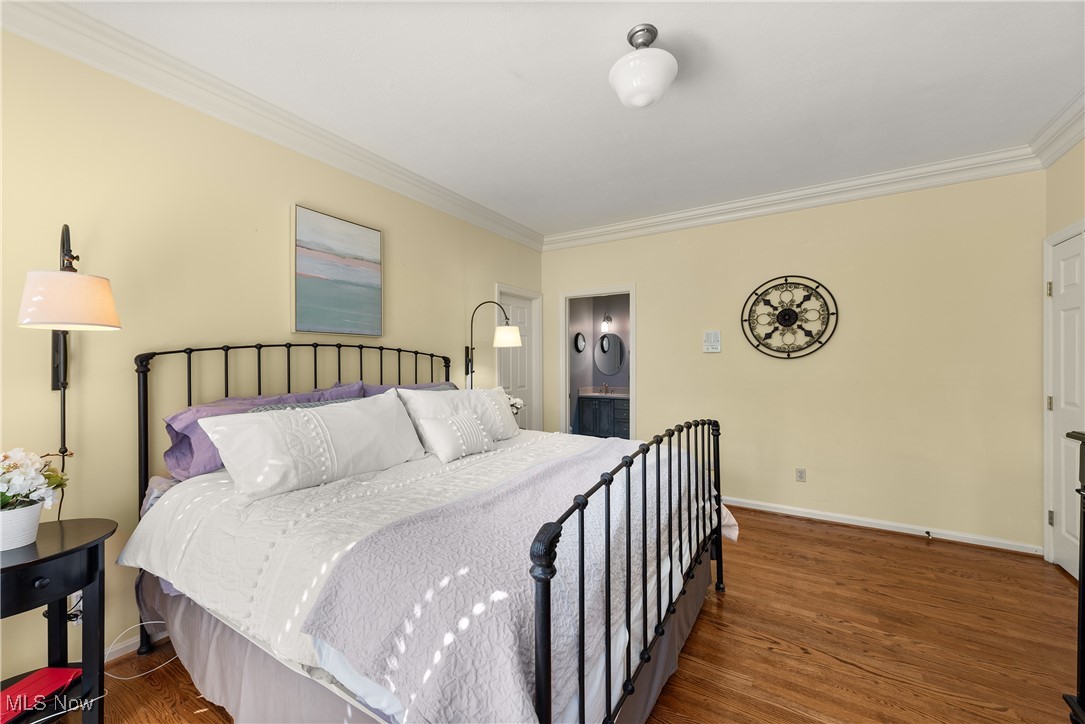 28205 W Oviatt Road Bay Village OH 44140