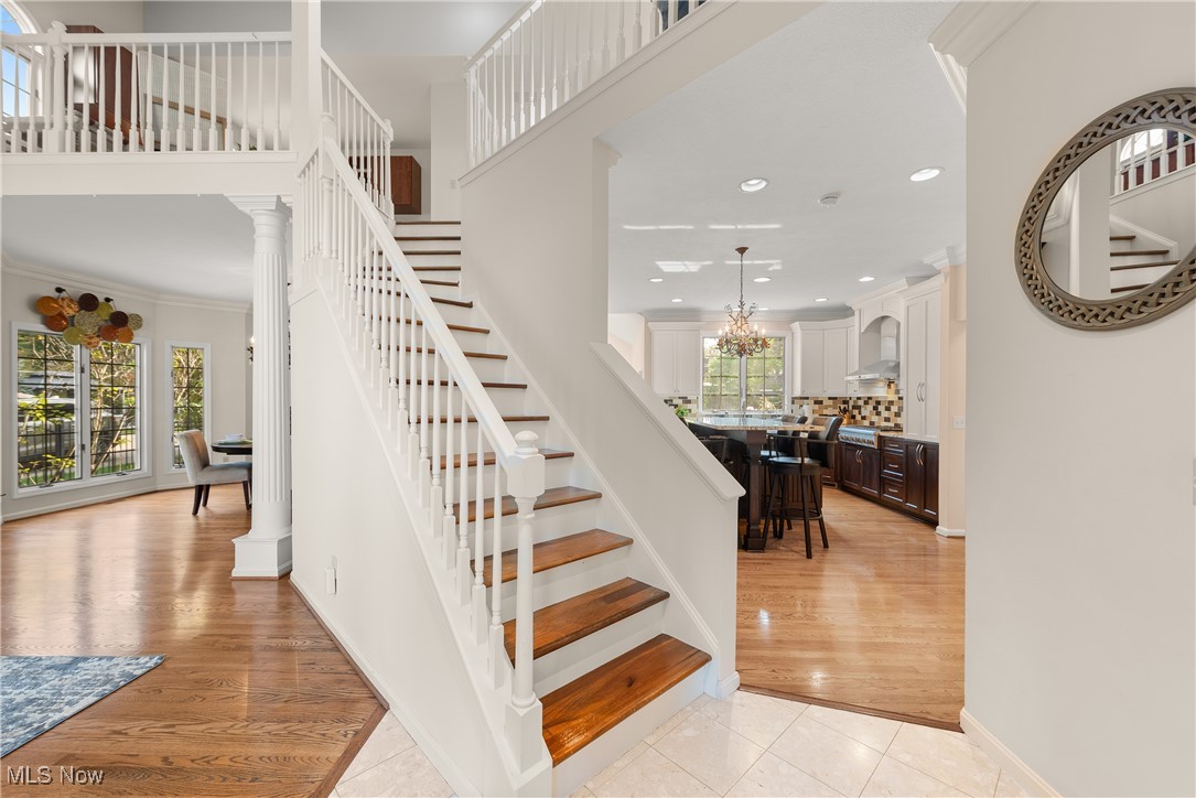 28205 W Oviatt Road Bay Village OH 44140