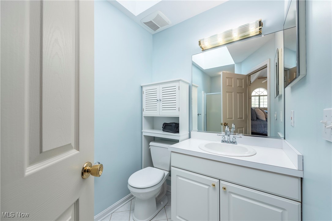 28205 W Oviatt Road Bay Village OH 44140