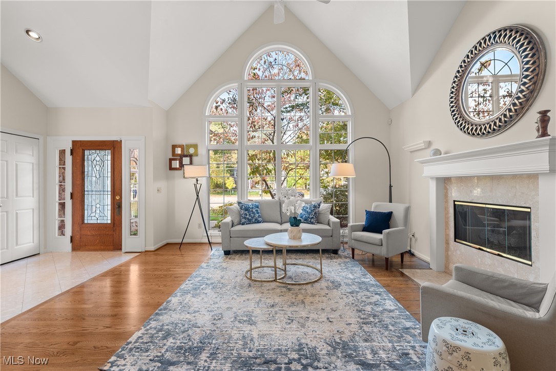 28205 W Oviatt Road Bay Village OH 44140