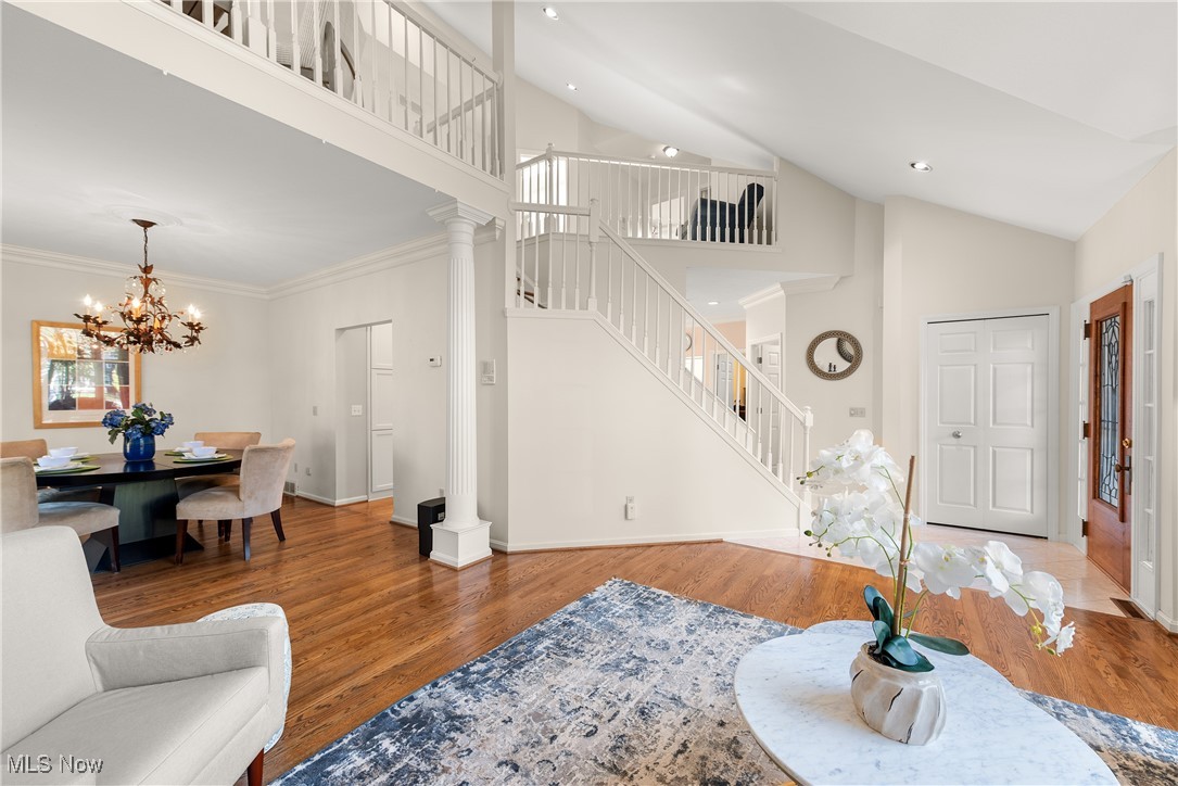 28205 W Oviatt Road Bay Village OH 44140