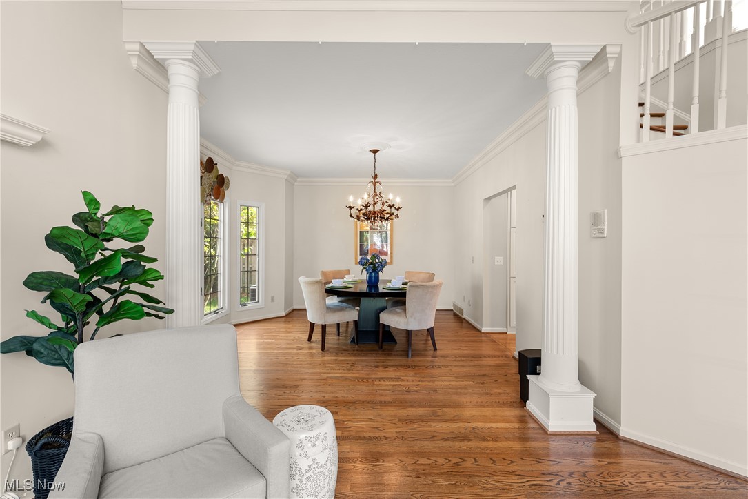 28205 W Oviatt Road Bay Village OH 44140