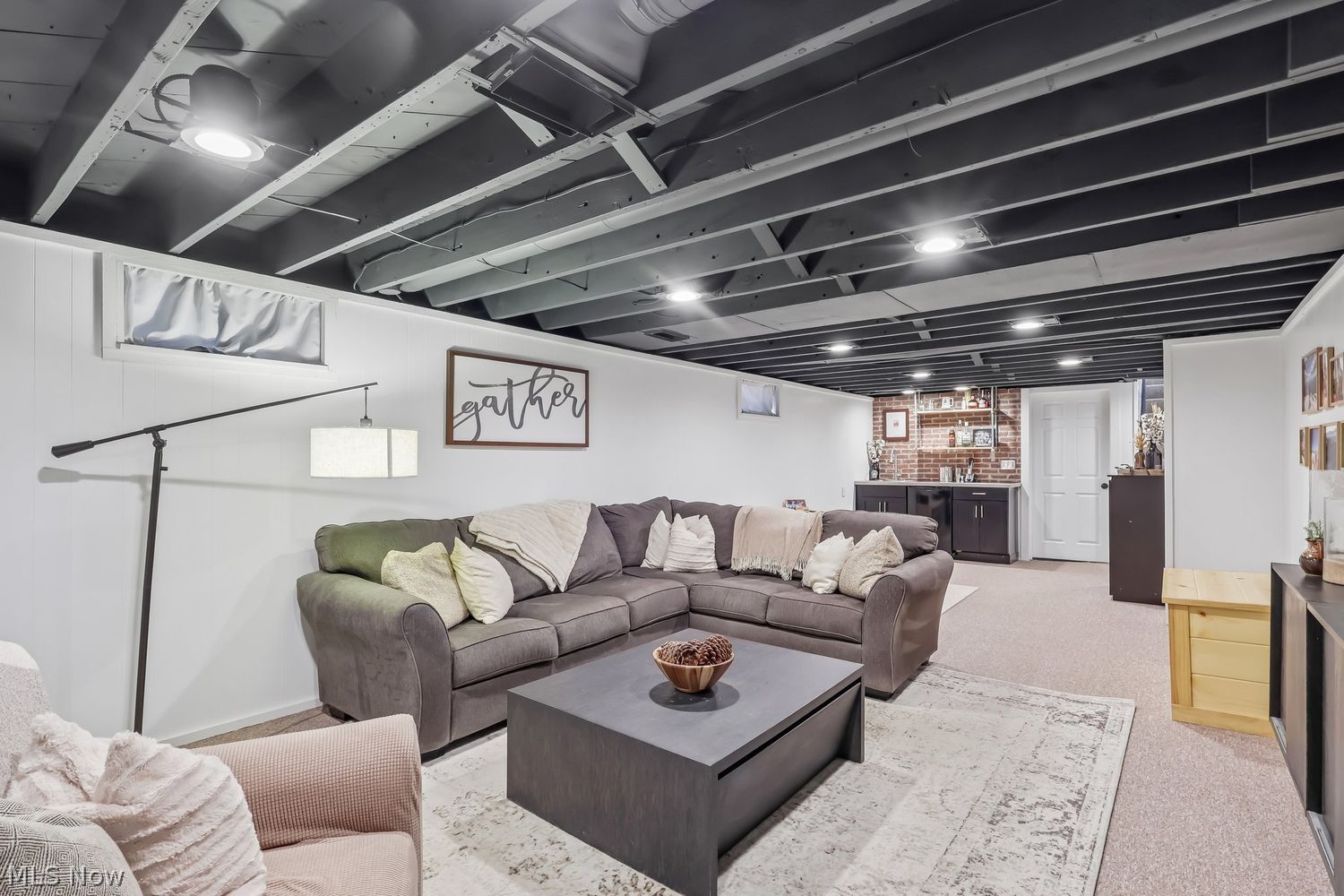 1516 Hickory Lane Wooster OH 44691