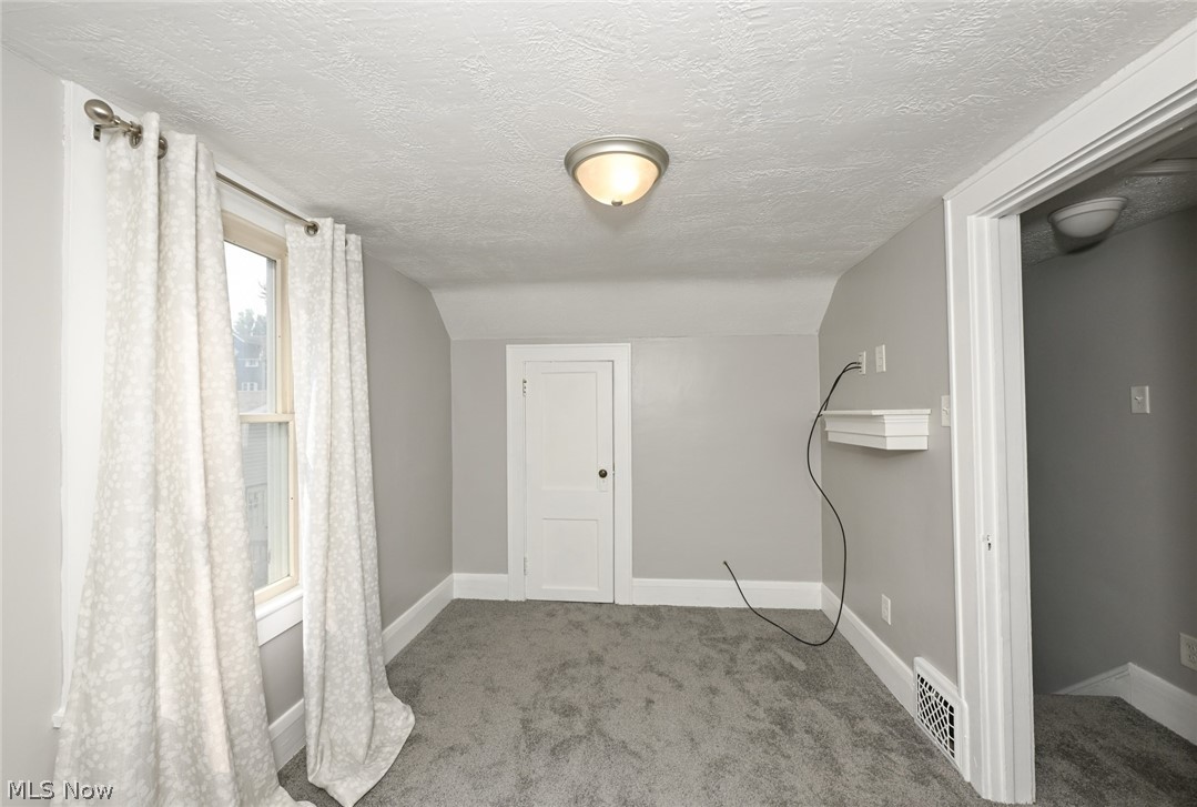 553 Princeton Avenue Barberton OH 44203