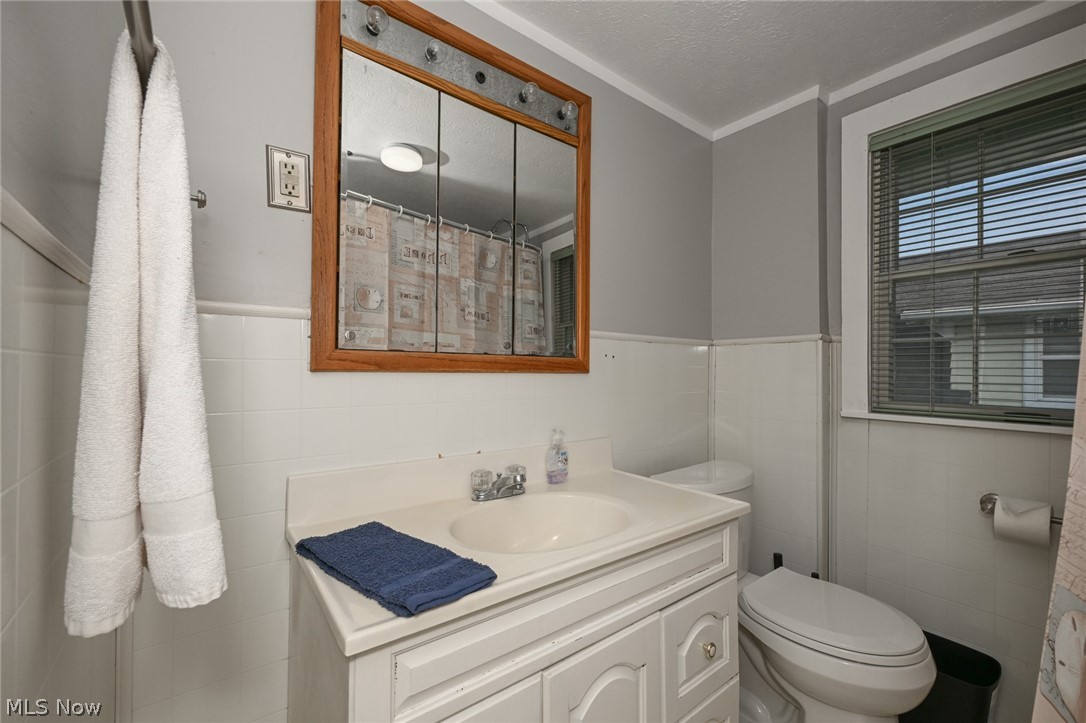 553 Princeton Avenue Barberton OH 44203