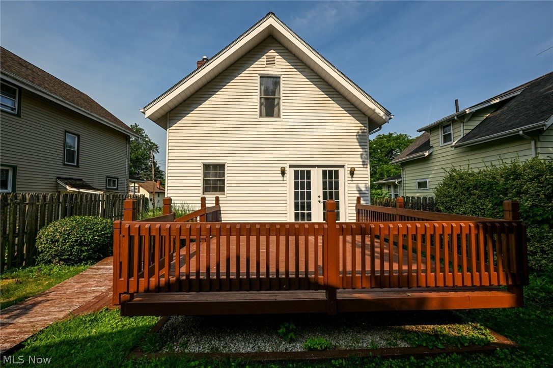 553 Princeton Avenue Barberton OH 44203