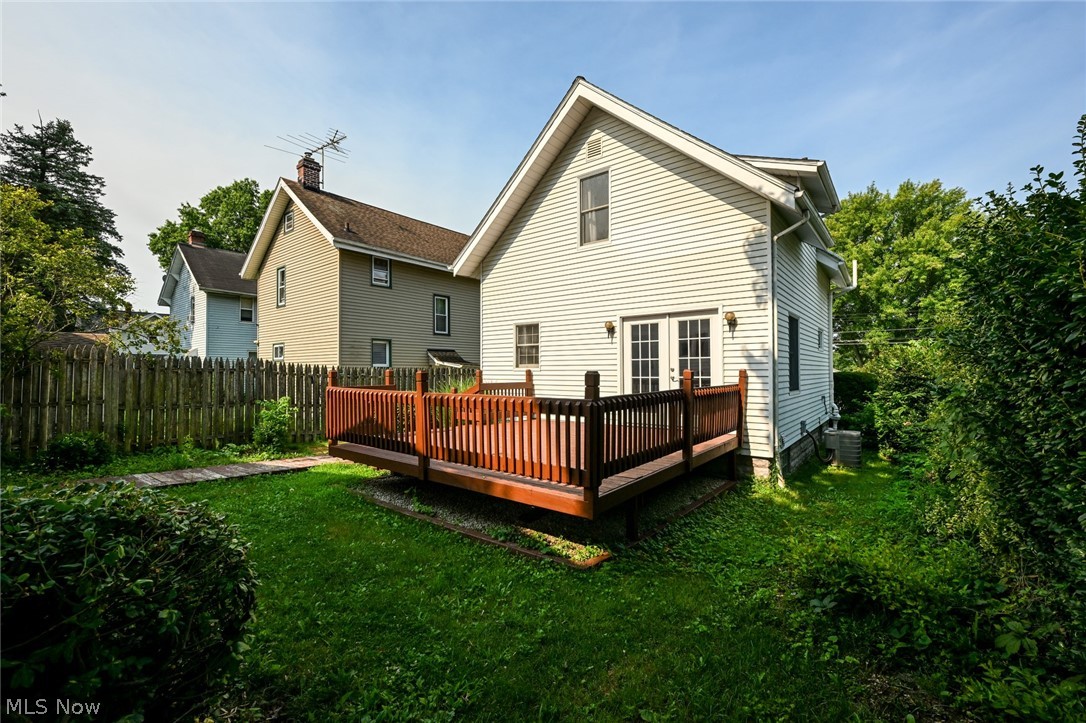 553 Princeton Avenue Barberton OH 44203