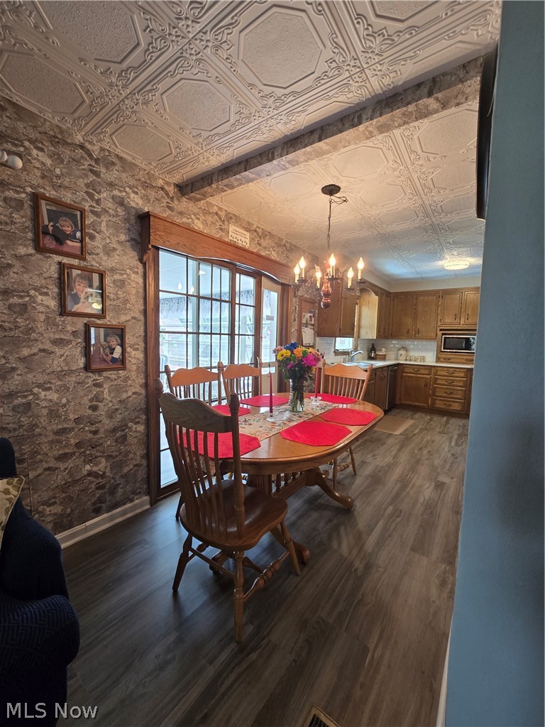 135 Woodhill Drive Amherst OH 44001