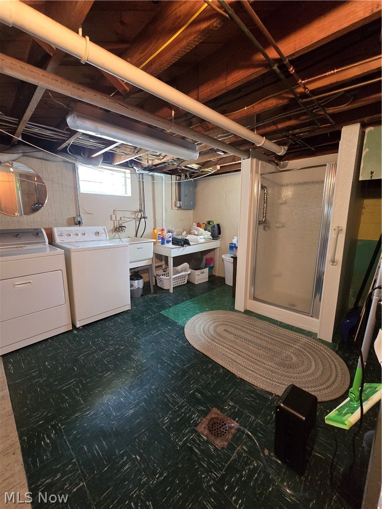 135 Woodhill Drive Amherst OH 44001