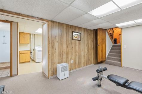 1263 Steve Drive Akron OH 44319