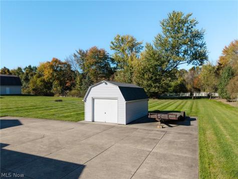 1263 Steve Drive Akron OH 44319