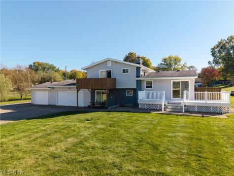 1263 Steve Drive Akron OH 44319