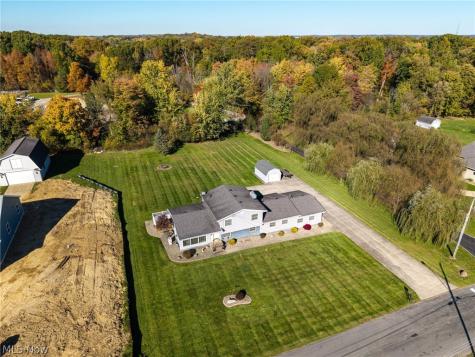 1263 Steve Drive Akron OH 44319