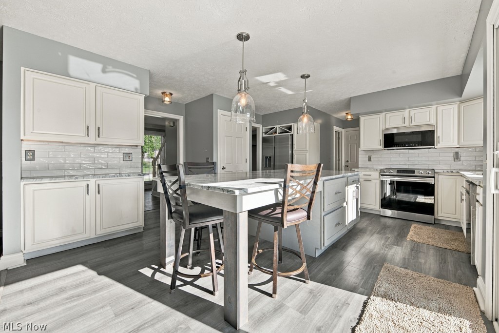 1332 Beechnut Drive Akron OH 44312