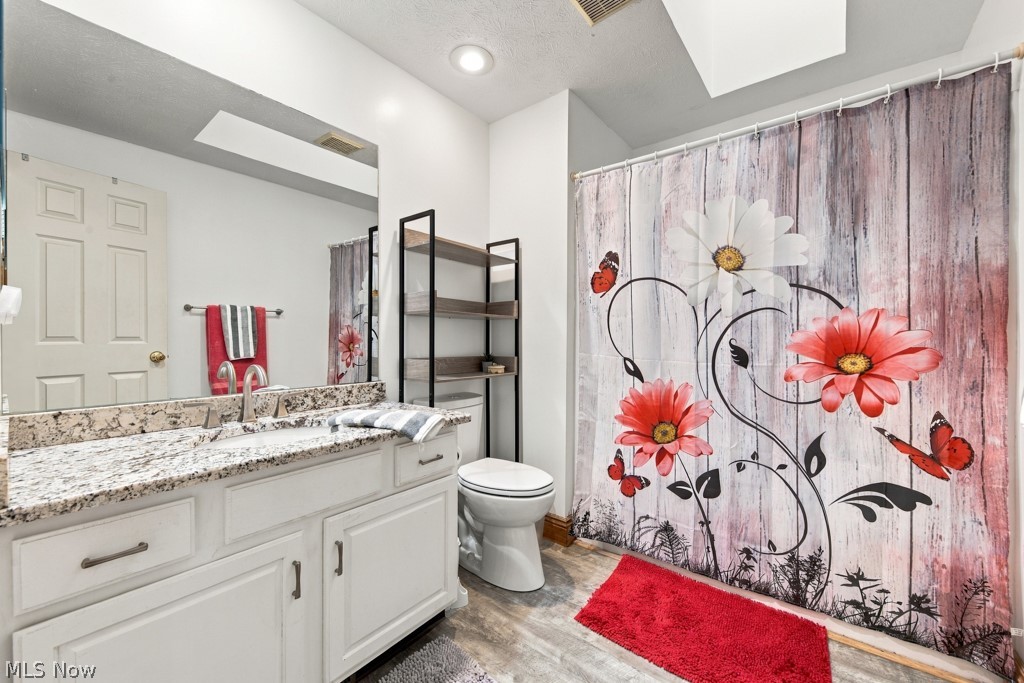 1332 Beechnut Drive Akron OH 44312