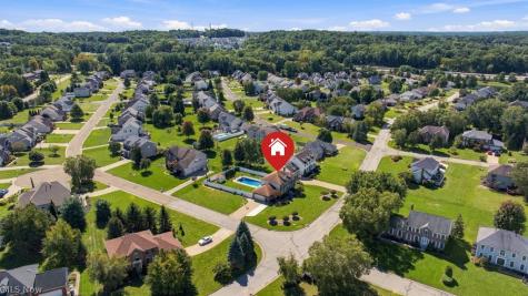 1332 Beechnut Drive Akron OH 44312