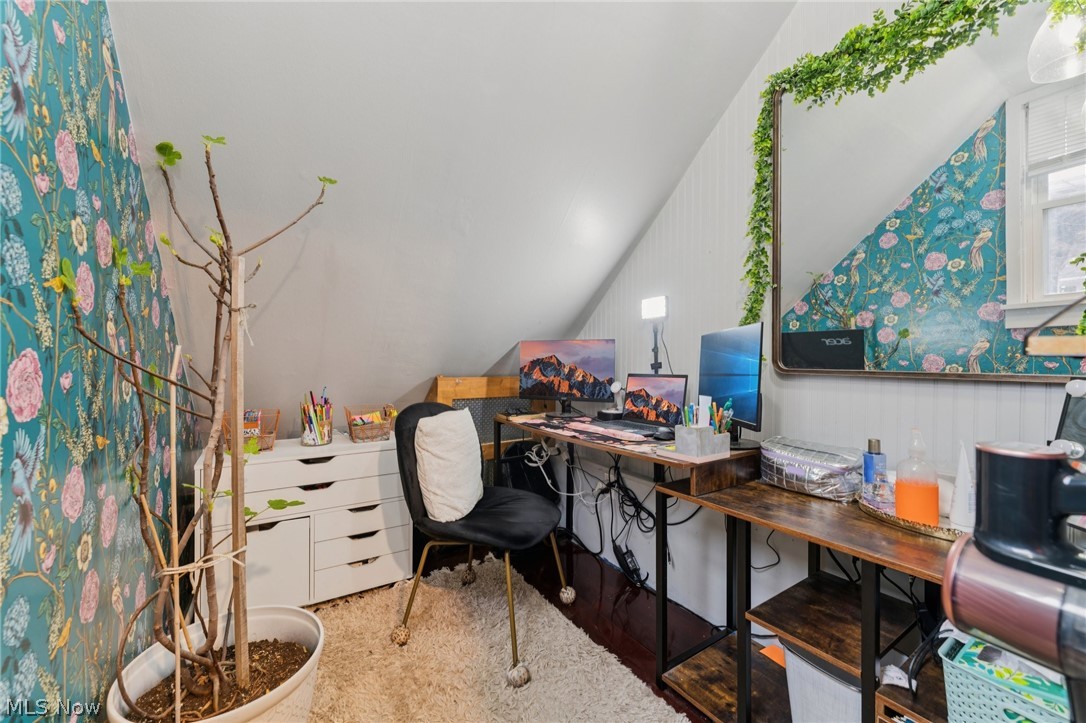 2253 Olive Avenue Lakewood OH 44107