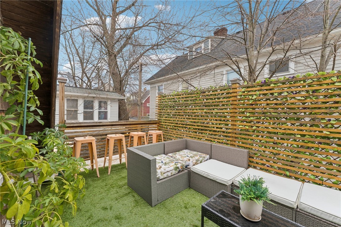 2253 Olive Avenue Lakewood OH 44107