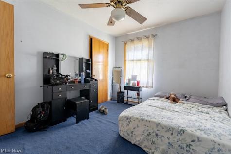 6246 Marelis Avenue NE Canton OH 44721