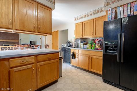 6246 Marelis Avenue NE Canton OH 44721