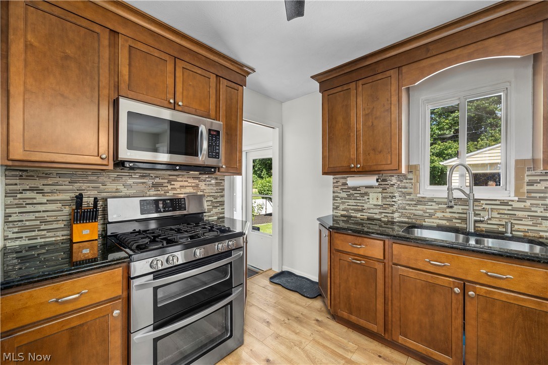319 Erieview Boulevard Sheffield Lake OH 44054