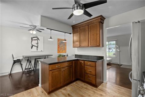 319 Erieview Boulevard Sheffield Lake OH 44054