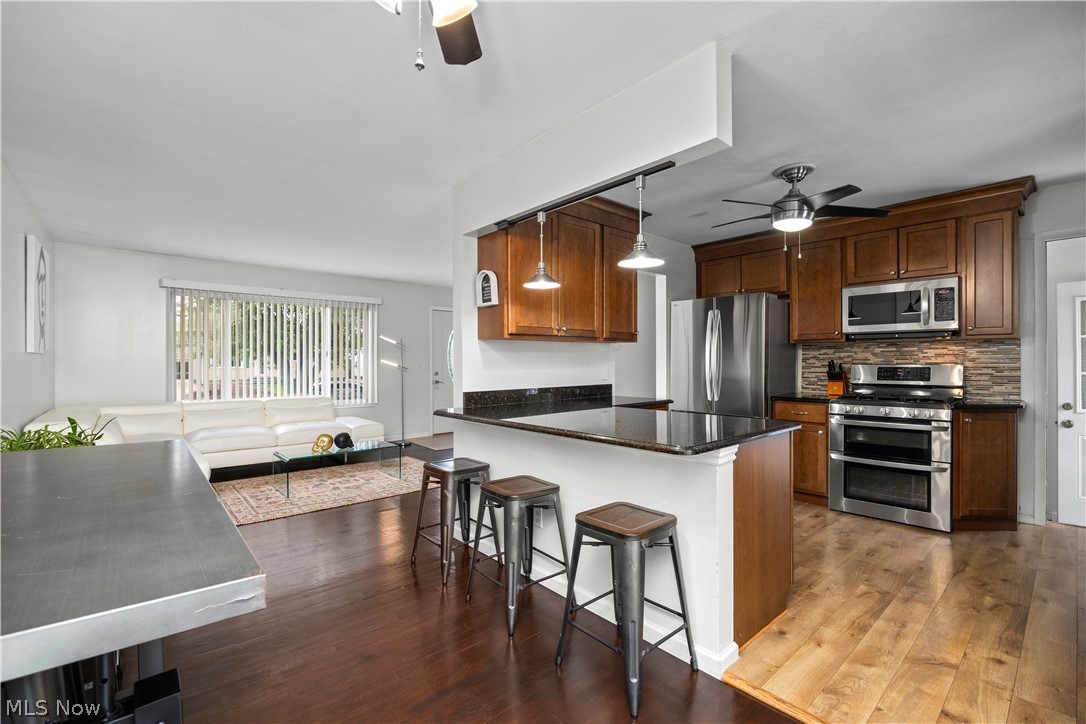 319 Erieview Boulevard Sheffield Lake OH 44054