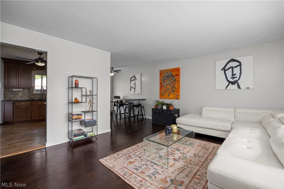 319 Erieview Boulevard Sheffield Lake OH 44054