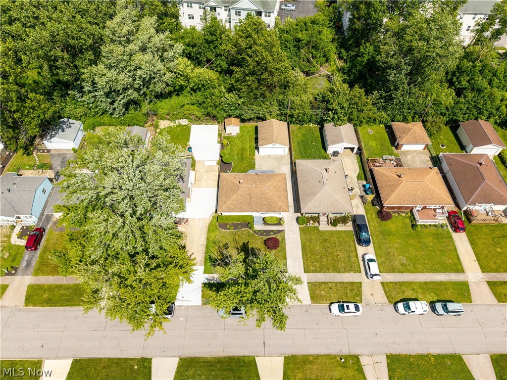 319 Erieview Boulevard Sheffield Lake OH 44054