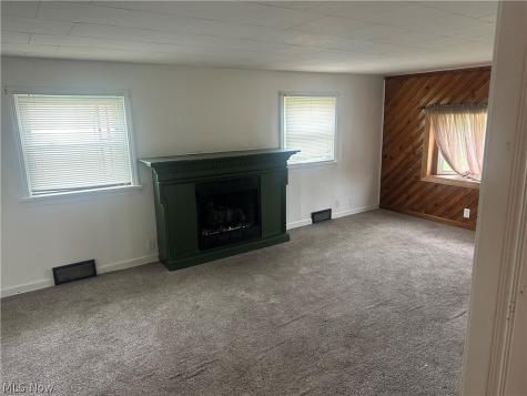 4244 Paumier Avenue Louisville OH 44641