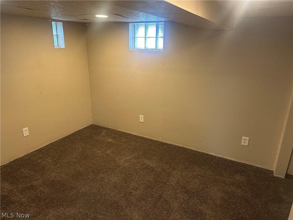 4244 Paumier Avenue Louisville OH 44641